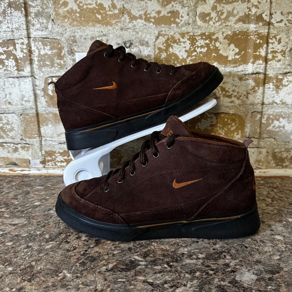 Nike Mid Top Sneakers Mens 6.5 Brown Good Vintage 1995 Suede 140332-221